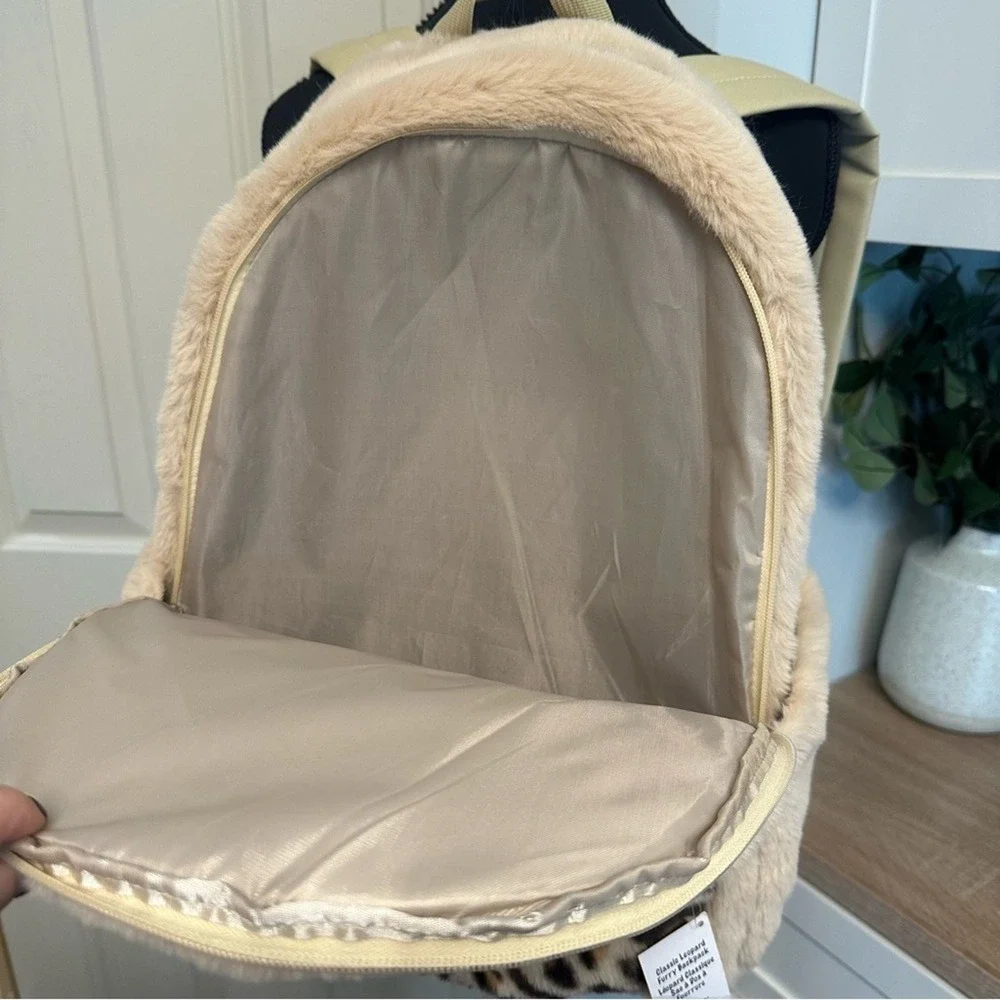 Iscream 16 In Furry Fun Backpack Tan Animal‎ Print Pockets Soft Fuzzy Fur Viral